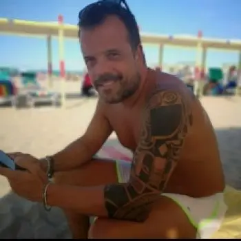 Accompagnatore gigolo Etienne75