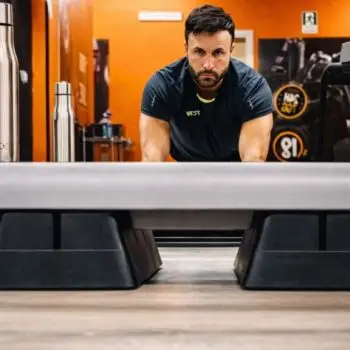 Accompagnatore gigolo Alfredo