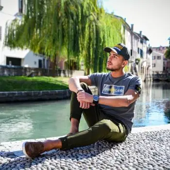 Accompagnatore gigolo Leonardo Villa