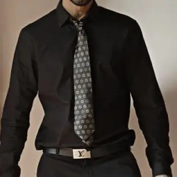 Accompagnatore gigolo Loryn