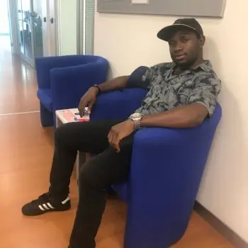 Accompagnatore gigolo Blacksidi