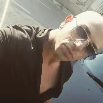 Accompagnatore gigolo Salvatore213