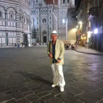 Accompagnatore gigolo Francesco disole