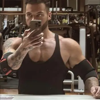 Accompagnatore gigolo Lorenzo