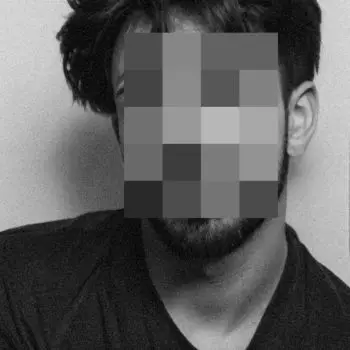 Accompagnatore gigolo Ravian