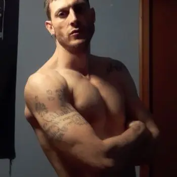 Accompagnatore gigolo Leon21