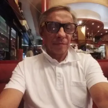 Accompagnatore gigolo Robyb