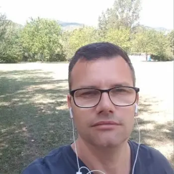 Accompagnatore gigolo Mario