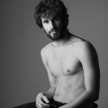 Accompagnatore gigolo Tommaso