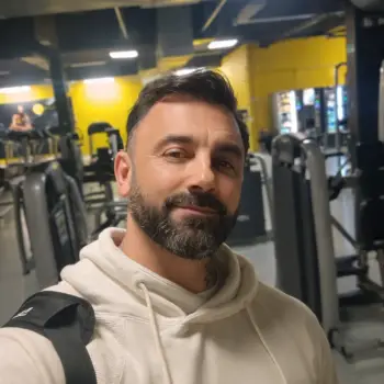 Accompagnatore gigolo ALDO