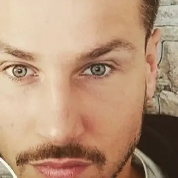 Accompagnatore gigolo Peter