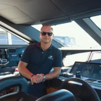 Accompagnatore gigolo Lucarasponi