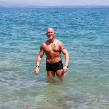 Accompagnatore gigolo Tomasz