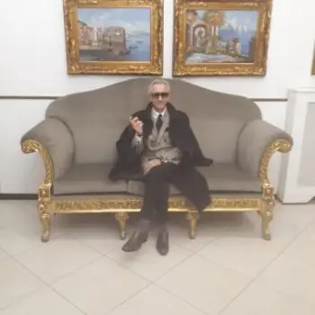 Accompagnatore gigolo Oscar