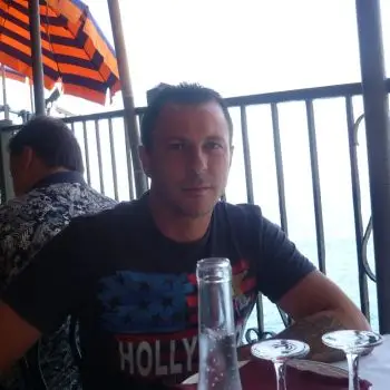 Accompagnatore gigolo Massimo..