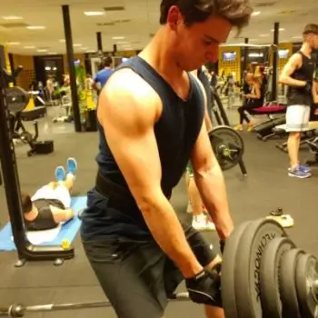 Accompagnatore gigolo Pre