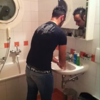 Accompagnatore gigolo Micheal79