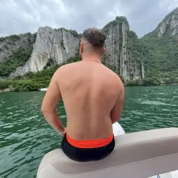 Accompagnatore gigolo Dantee