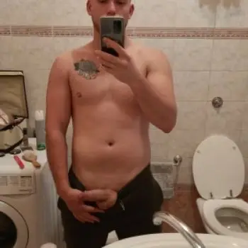 Accompagnatore gigolo Alextororoma