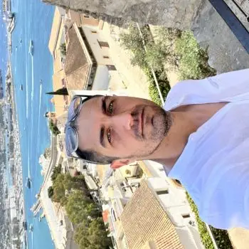 Accompagnatore gigolo Lorenzo G.