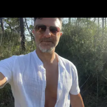 Accompagnatore gigolo Eros