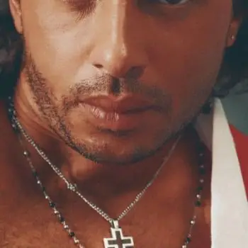 Accompagnatore gigolo Adrien