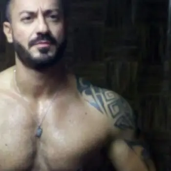 Accompagnatore gigolo Raul666
