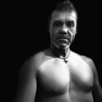 Accompagnatore gigolo Luis