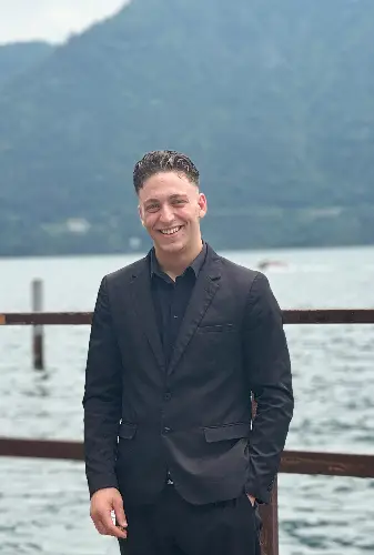 Accompagnatore gigolo Dimitri Argent