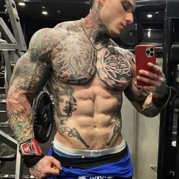 Accompagnatore gigolo Riky Il Magnifico