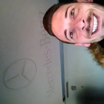 Accompagnatore gigolo Leonida31