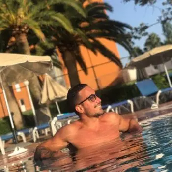 Accompagnatore gigolo Sebastien