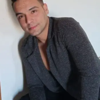 Accompagnatore gigolo Leonardor