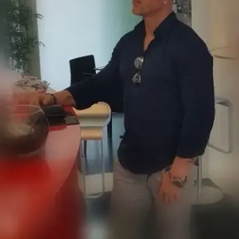 Accompagnatore gigolo Tomasz