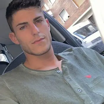 Accompagnatore gigolo Dondodo