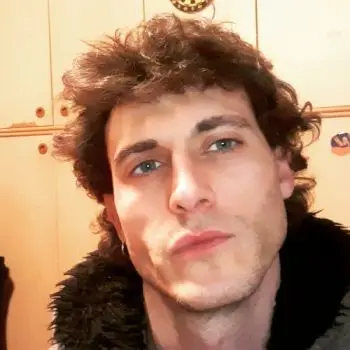 Accompagnatore gigolo Leon21