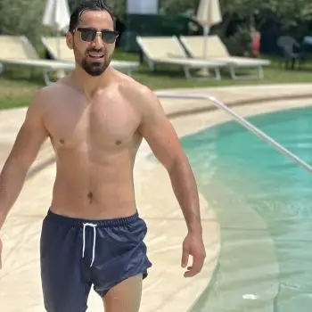 Accompagnatore gigolo Luca