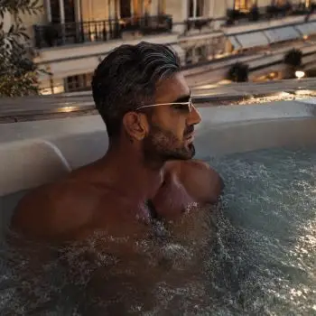 Accompagnatore gigolo Luca