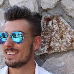 Accompagnatore gigolo Lucas