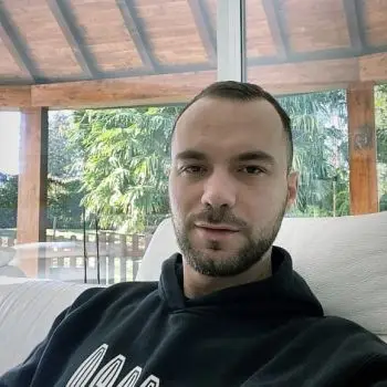 Accompagnatore gigolo Alpha