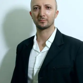 Accompagnatore gigolo Ragos