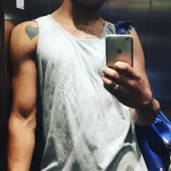 Accompagnatore gigolo Enrique