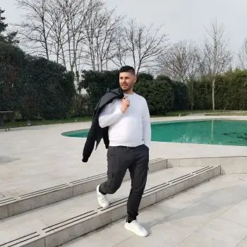 Accompagnatore gigolo Marco