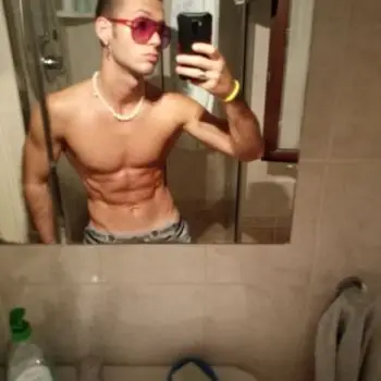 Accompagnatore gigolo Ajalo