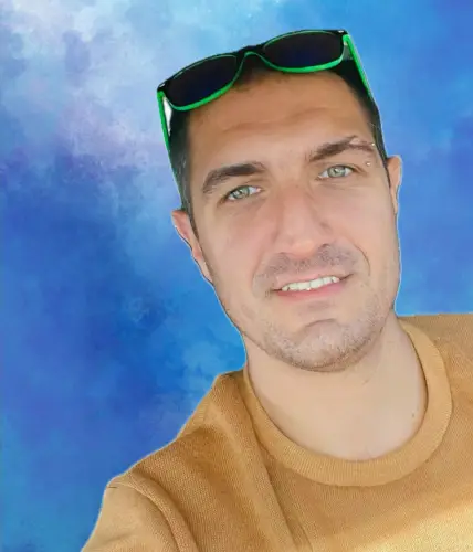 Accompagnatore gigolo Lorenzo G.