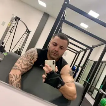 Accompagnatore gigolo Kevin Kevin