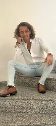 Accompagnatore gigolo GRA