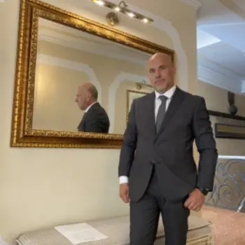 Accompagnatore gigolo Roberto