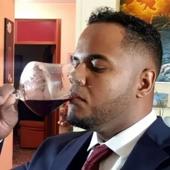 Accompagnatore gigolo Moreno21