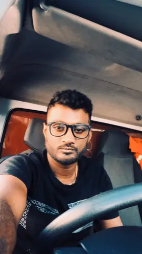 Accompagnatore gigolo Dulaj